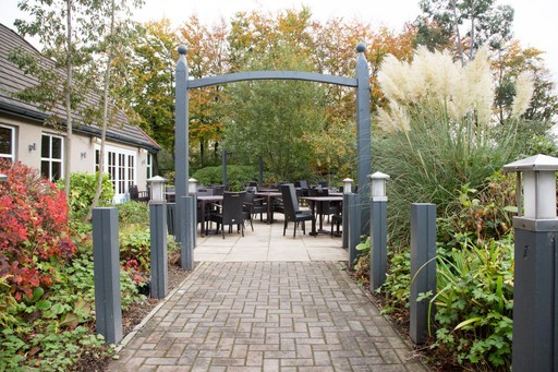 Beefeater restaurant exterior