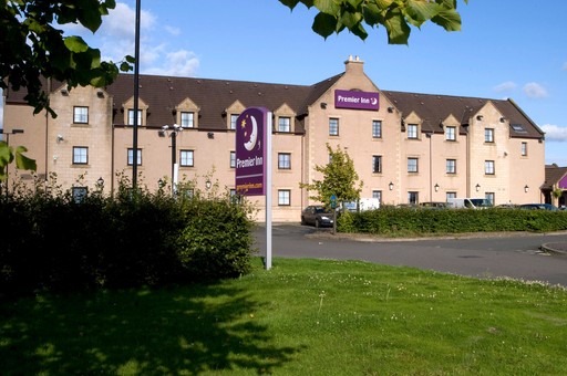 Premier Inn Falkirk (Larbert) hotel exterior