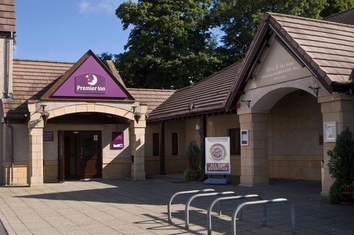 Premier Inn Dundee North hotel exterior