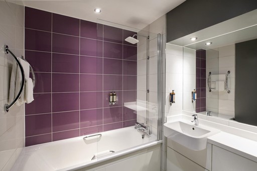 Premier Plus bathroom