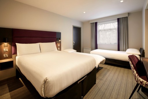 Premier Inn Family room