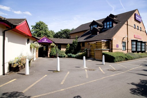 Premier Inn Northampton South (Wootton) hotel exterior