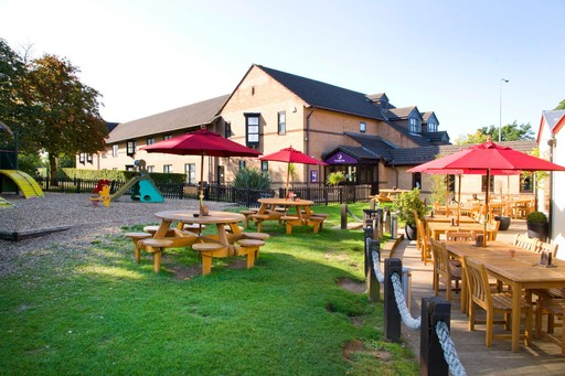Premier Inn Northampton South (Wootton) hotel exterior