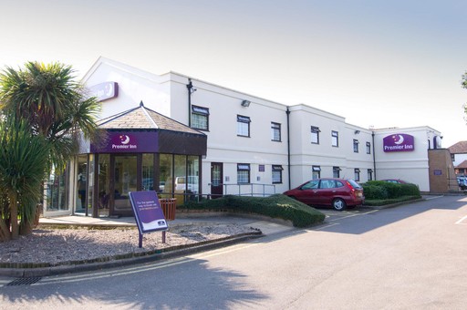 Premier Inn Gloucester (Longford) hotel exterior