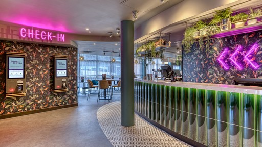 Premier Inn Durham City Centre (Walkergate) reception
