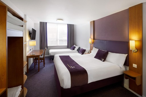 Premier Inn family room