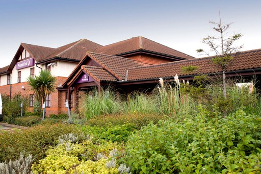 Premier Inn Newark hotel exterior