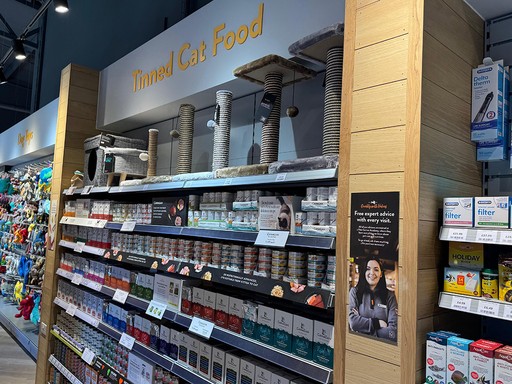 Pets Corner Bicester Interior