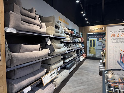 Pets Corner Bicester Interior