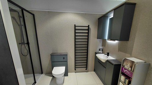 Veldeau evergreen elmore with black accents