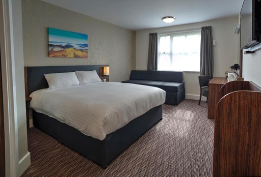 The Chain Runner Hotel - Marston's Inns