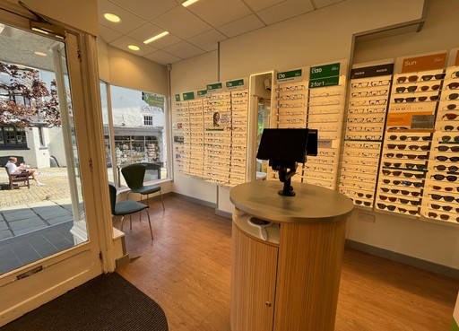 Specsavers Opticians and Audiologists - Ashbourne Derby