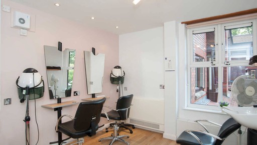 Salon