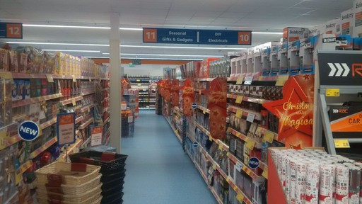Pop into B&M's newest store in Callington and browse a great range of Christmas and seasonal lines, from confectionery to Christmas decorations and lights.