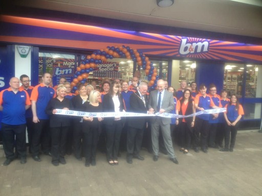 Mayor of Knowsley, Councillor Frank Walsh took part in the celebrations for the new store opening in Kirkby