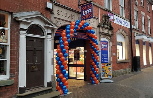 B&M's newest store opened its doors on Friday (9th November 2018) in Stone, Staffordshire.