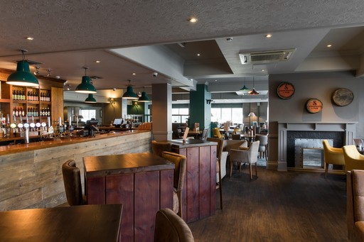 Cookhouse + Pub Restaurant