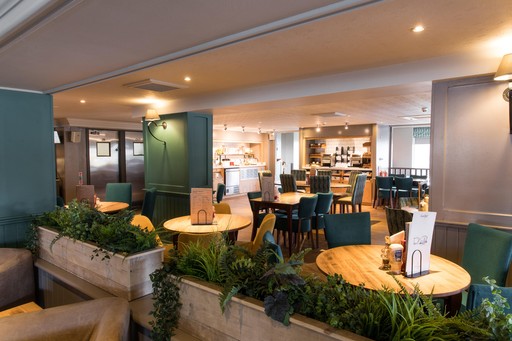 Cookhouse + Pub Restaurant