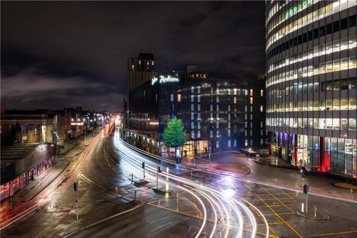 Radisson Machester City Centre exterior night