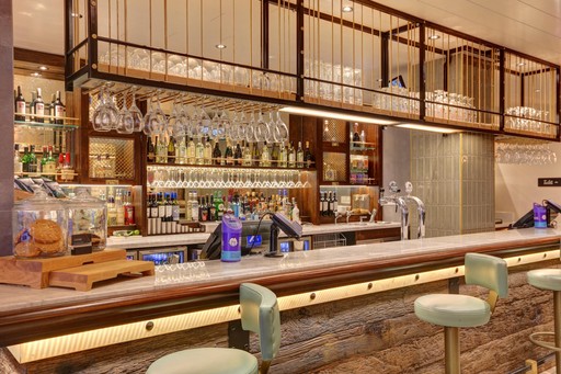 Lounge Cafe Bar