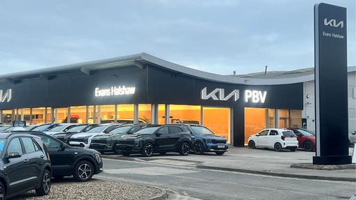 Outside of Kia Hull