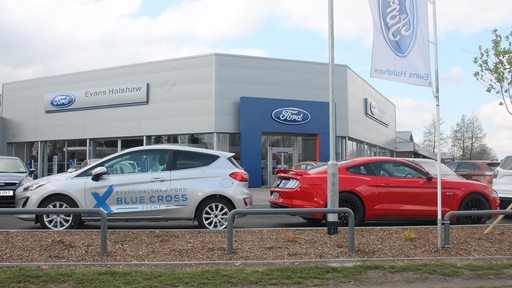 Cars outside FordStore Lincoln