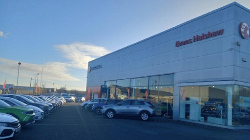 Outside Vauxhall Falkirk Dealership