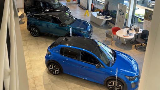 Evans Halshaw Peugeot Doncaster Showroom Interior