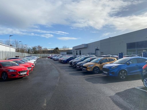 Cars outside Ford Store Chester