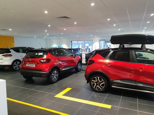 Inside the Renault Edinburgh West showroom
