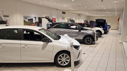 Inside Image Of Vauxhall Cardiff