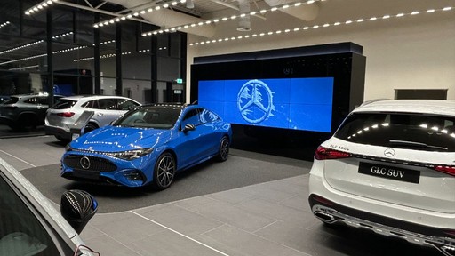 Stratstone Mercedes-Benz of Ayr Dealership Interior Cars