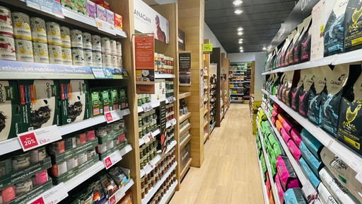 Pets Corner West Horsley Interior