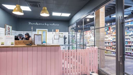 Dogwood Romsey Interior