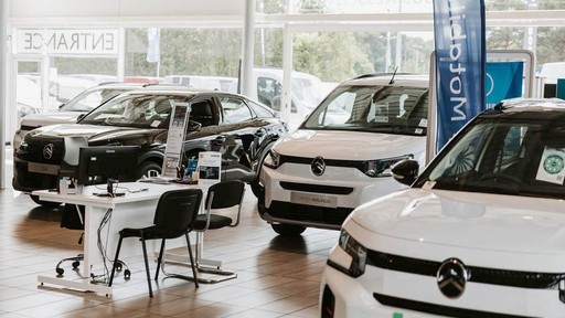 Evans Halshaw Citroen Hull Dealership Interior