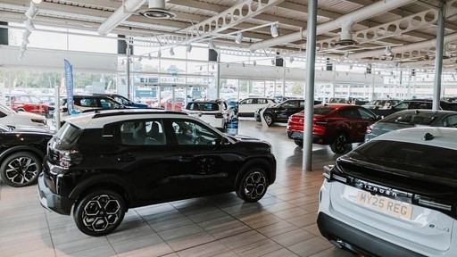 Evans Halshaw Citroen Hull Dealership Interior