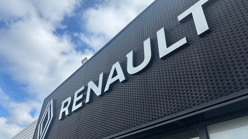 Evans Halshaw Renault Middlesbrough Exterior Signage