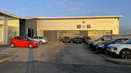 Outside DS Salon York