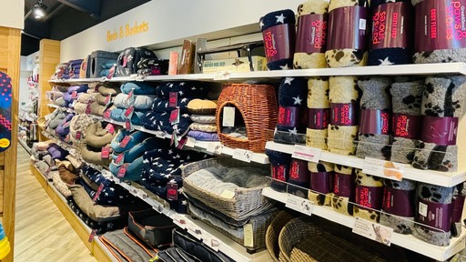 Pets Corner Wells Interior