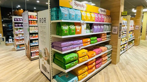 Pets Corner Dorking Interior