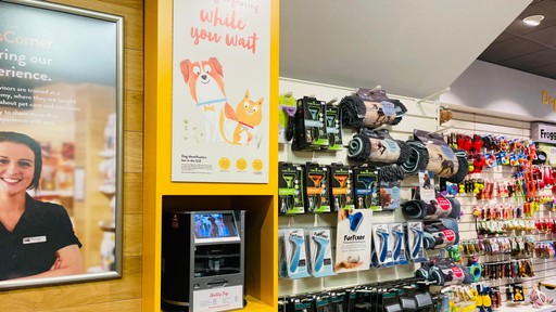 Pets Corner Dorking Interior
