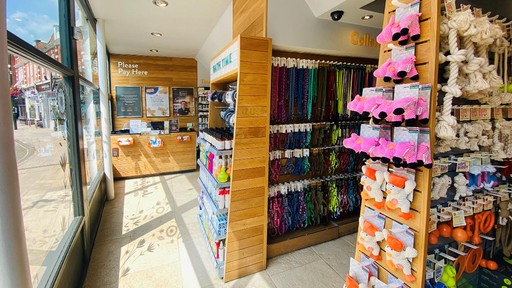 Pets Corner Barnes Interior