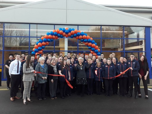 Store staff at B&M's new store in Brecon were delighted to welcome local mayor, Councillor Ann Mathias who cut the ribbon to officially open the store. Representatives from local charity Brecon Food Bank joined the mayor as special guests for the morning,