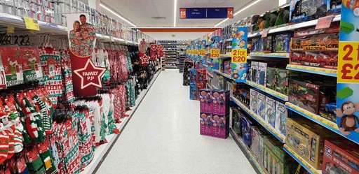 B&M's brand new store in Cowdenbeath stocks a huge selection of the latest toys and games for boys and girls of all ages, from action figures and dolls to board games and role play toys!