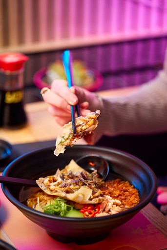 Seafood ramen & vegetable tempura