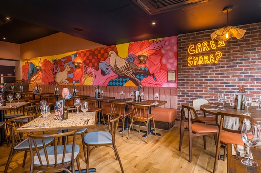 Zizzi Reading Oracle, Inside Seating