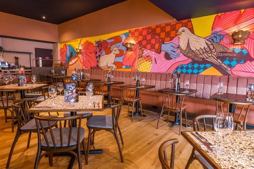 Zizzi Reading Oracle, Inside Seating