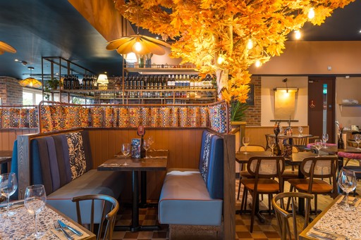 Zizzi Reading Oracle, Inside Seating