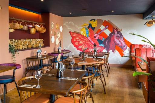 Zizzi Reading Oracle, Upstairs Seating