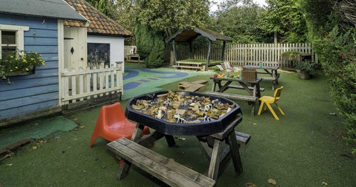Busy Bees at Dorking Westcott Road - The best start in life